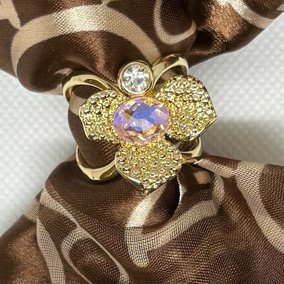 Gold Tone Aurora Borealis Crystal Flower Scarf Slide Ring Brooch - Picture 13 of 15